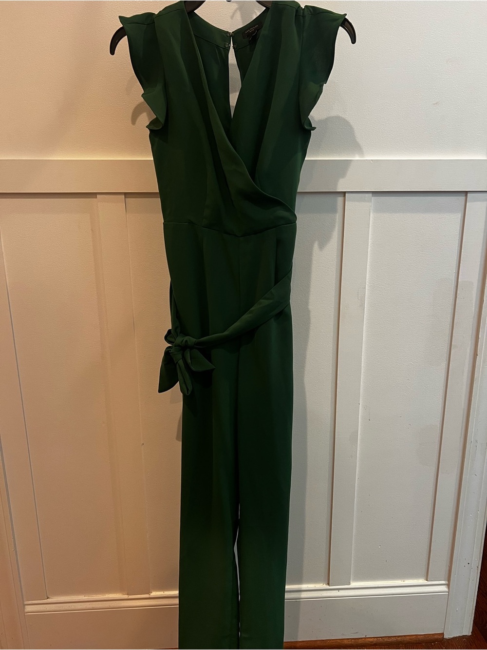 Ann Taylor Emerald Green Sleeveless Jumpsuit with Waist Tie